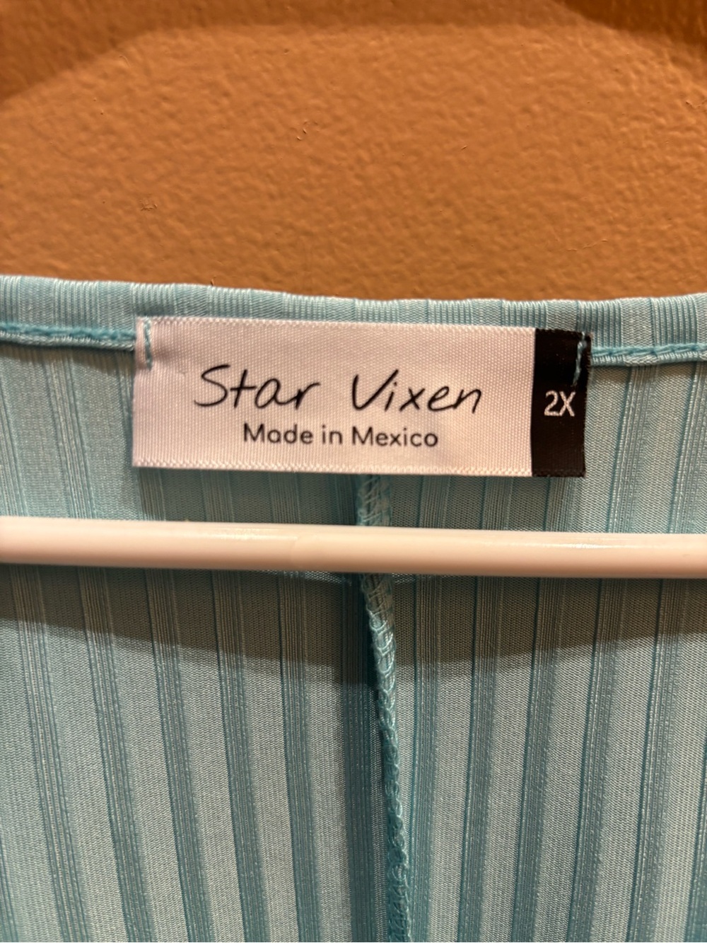 Star Vixen ribbed knit faux button front lightweight blouse Size 2X - Picture 4 of 7
